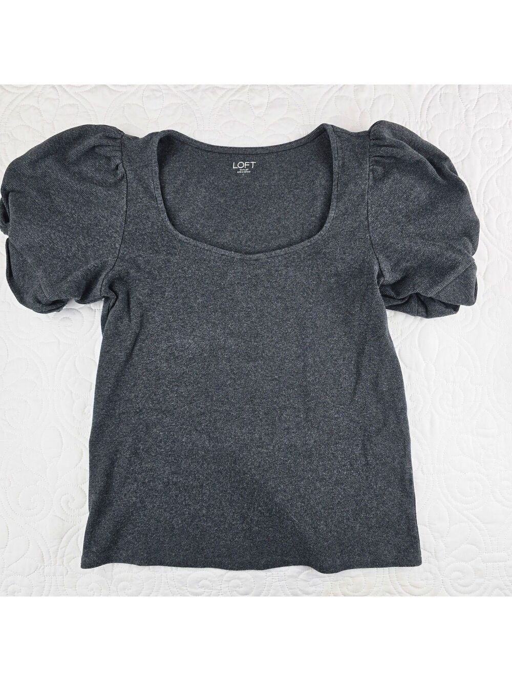 LOFT Outlet Women’s Large Gray Puff Sleeve Knit Top Stretch Cotton Scoop Neck - Picture 2 of 7